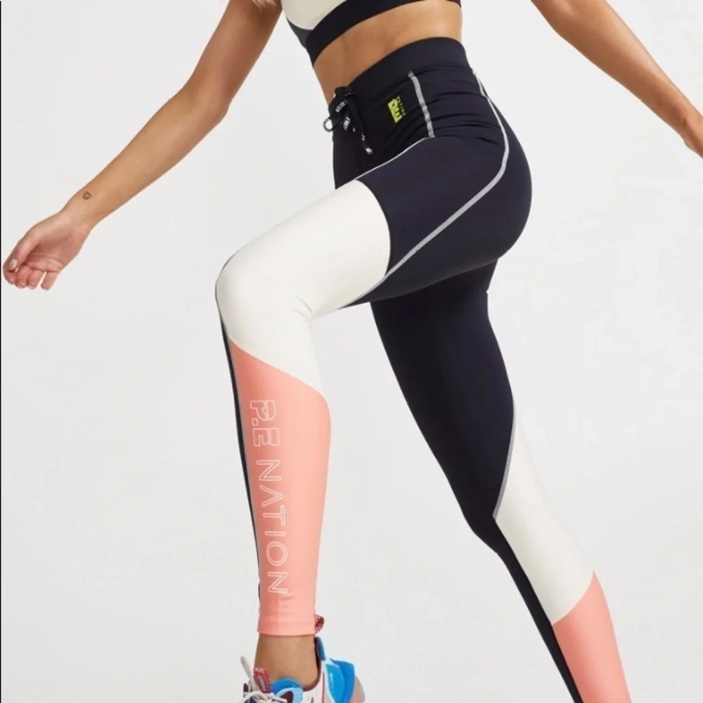 P.E NATION Forward Pass Leggings - Picture 4 of 8